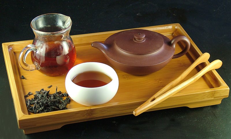 Медовый красный чай. Посуда для чайной церемонии улунский чай. Чайка китайского чая. Компас чай в Китае. Китайский чай для женского здоровья.